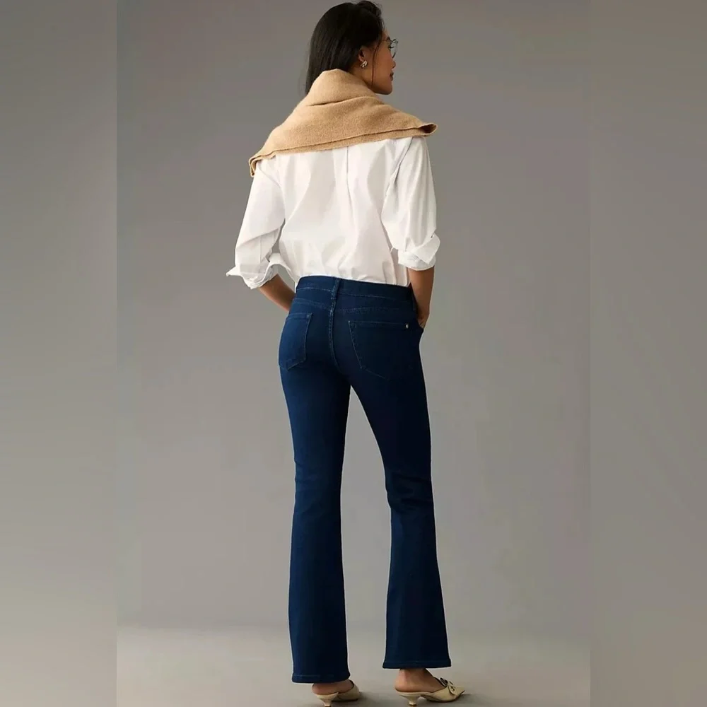 Pilcro - Anthropologie - The Icon - Flare Mid Rise Jean - Picture 3 of 6